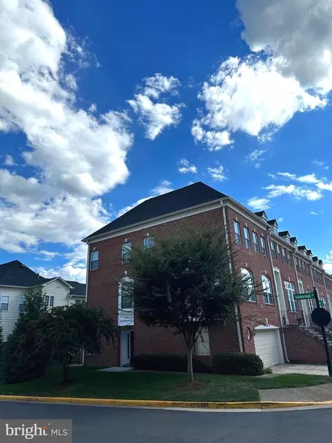 20350 Hawick Ter, Sterling, VA 20165