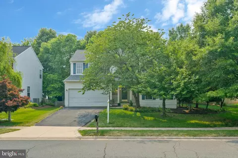 20573 Breezyhill Dr, Ashburn, VA 20147