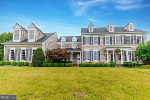 40054 Glenmore Ct, Paeonian Springs, VA 20129