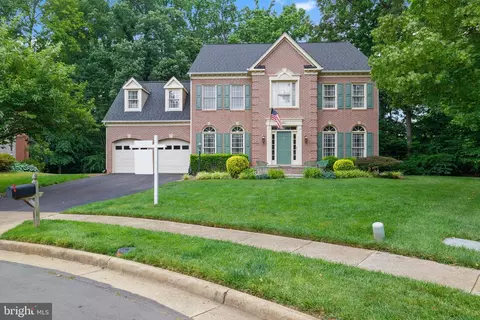 46900 Foxstone Pl, Sterling, VA 20165