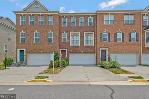21691 Loganberry Ter, Broadlands, VA 20148