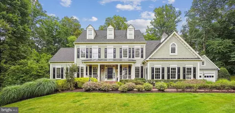 24082 Laceys Tavern Ct, Aldie, VA 20105