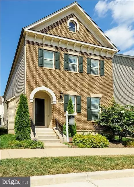 44634 Petersham Dr, Ashburn, VA 20147