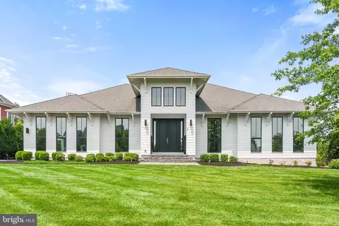 41770 Ashmeadow Ct, Ashburn, VA 20148