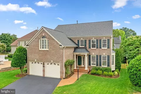47681 Leechecker Ct, Sterling, VA 20165