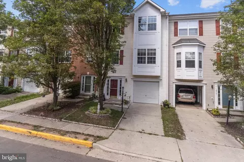 18763 Trident Sq, Leesburg, VA 20176