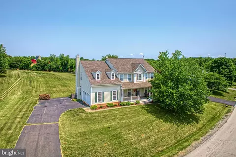 40950 Taylorstown Meadows Pl, Lovettsville, VA 20180