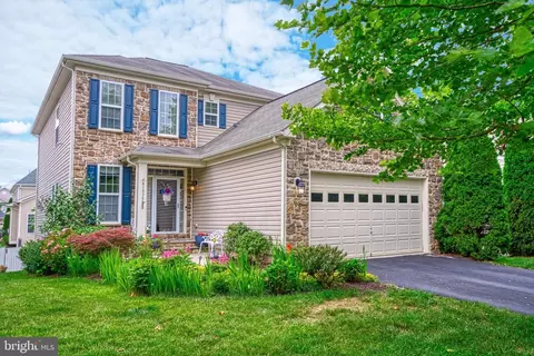 41975 Zircon Dr, Aldie, VA 20105