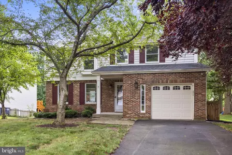 353 Samantha Dr, Sterling, VA 20164