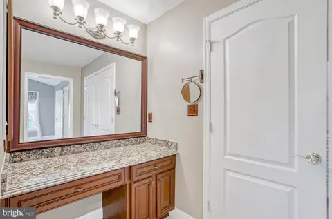 25890 Commons Sq, Chantilly, VA 20152 photo 36