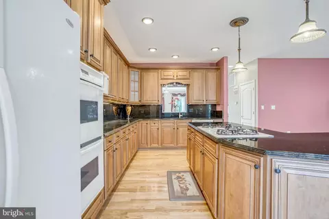 25890 Commons Sq, Chantilly, VA 20152 photo 18