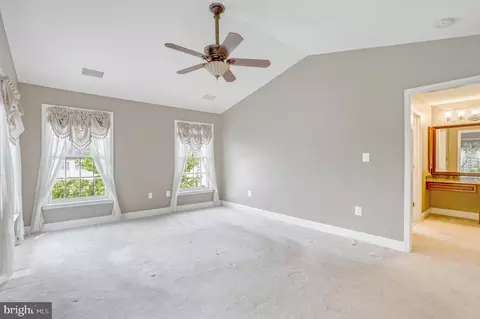 25890 Commons Sq, Chantilly, VA 20152 photo 35