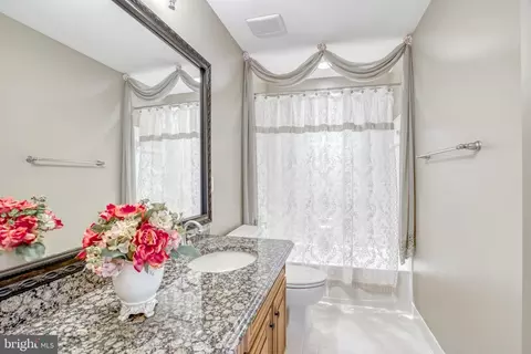 25890 Commons Sq, Chantilly, VA 20152 photo 50