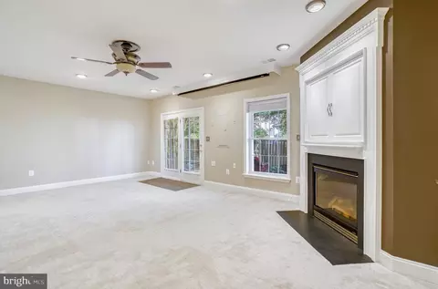 25890 Commons Sq, Chantilly, VA 20152 photo 58