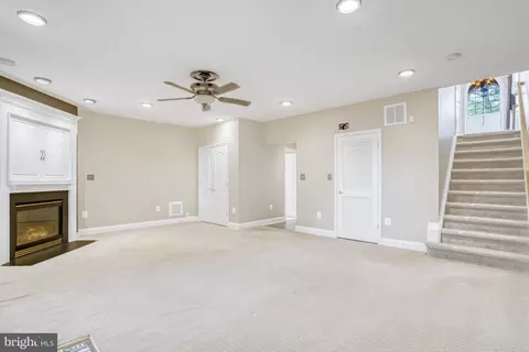 25890 Commons Sq, Chantilly, VA 20152 photo 56