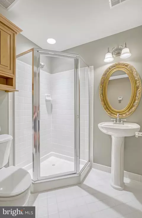 25890 Commons Sq, Chantilly, VA 20152 photo 60