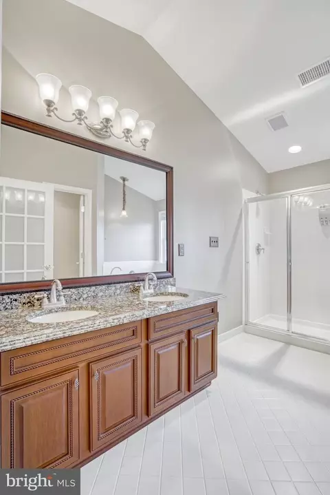 25890 Commons Sq, Chantilly, VA 20152 photo 42
