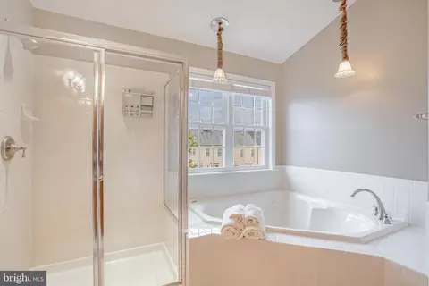 25890 Commons Sq, Chantilly, VA 20152 photo 40