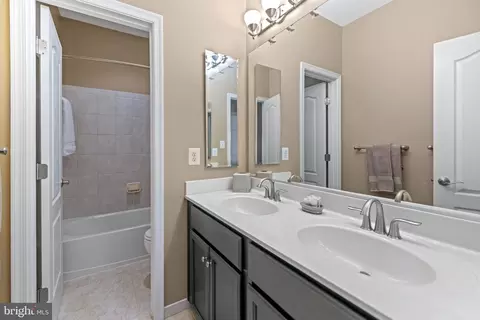42853 Ridgeway Dr, Broadlands, VA 20148 photo 33