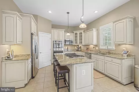 42853 Ridgeway Dr, Broadlands, VA 20148 photo 10
