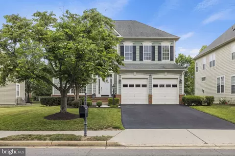 42853 Ridgeway Dr, Broadlands, VA 20148 photo 2