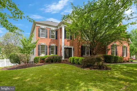 19969 Interlachen Cir, Ashburn, VA 20147