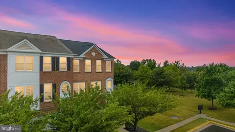 42862 Bittner Sq, Ashburn, VA 20148