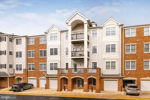 20745 Royal Palace Sq #316, Sterling, VA 20165