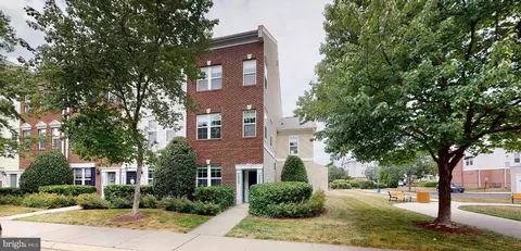 42478 Hollyhock Ter, Ashburn, VA 20148