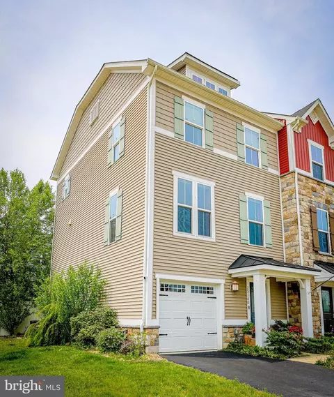 25100 Coats Sq, Aldie, VA 20105
