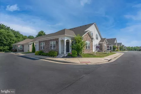 49 Harpers Mill Way, Lovettsville, VA 20180