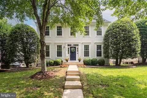 43222 Chase, Chantilly, VA 20152