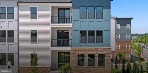 42920 Firefly Sonata Ter #8-203, Ashburn, VA 20148