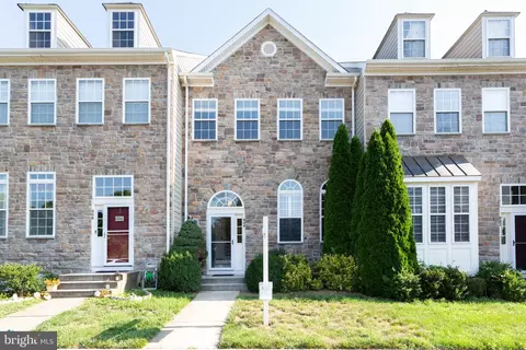 904 Buttonwood Ter NE, Leesburg, VA 20176