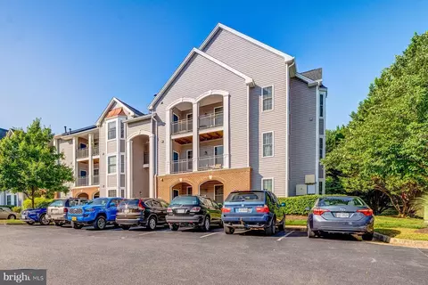 20451 Chesapeake Sq #100, Sterling, VA 20165