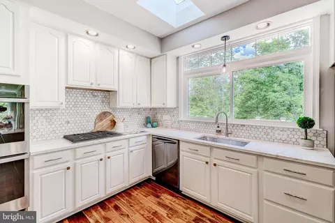 42981 Coolspring Ln, Ashburn, VA 20147 photo 21