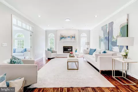 42981 Coolspring Ln, Ashburn, VA 20147 photo 4