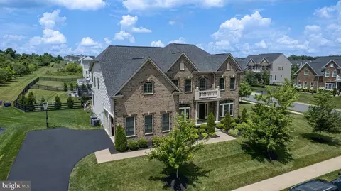 26851 Winter Wren Ct, Chantilly, VA 20152