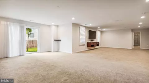 42740 Threadfin Ter, Ashburn, VA 20148 photo 32