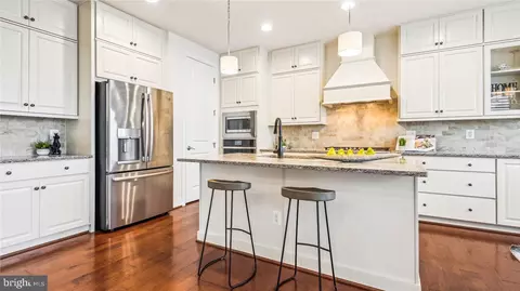 42740 Threadfin Ter, Ashburn, VA 20148 photo 9