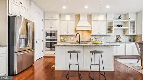42740 Threadfin Ter, Ashburn, VA 20148 photo 8