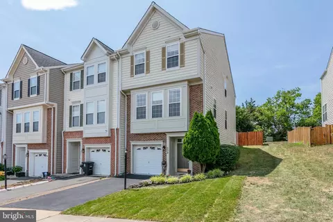 509 Planters Ter NE, Leesburg, VA 20176