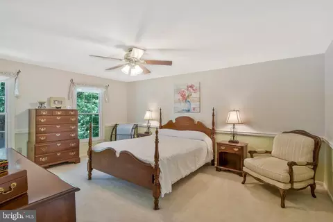 2 Clapham Ct, Sterling, VA 20165 photo 20