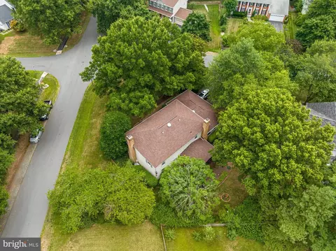 2 Clapham Ct, Sterling, VA 20165 photo 55