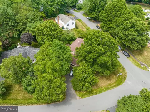 2 Clapham Ct, Sterling, VA 20165 photo 48