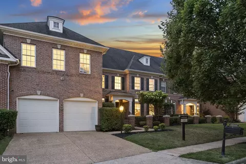 43595 Merchant Mill Ter, Leesburg, VA 20176