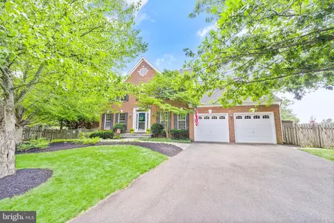 307 Whitehorse Ct SW, Leesburg, VA 20175