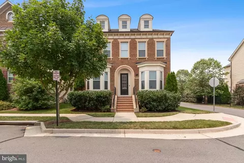 20721 Jennifer Ann Dr, Ashburn, VA 20147