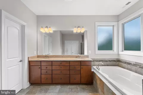 43838 Grantner Pl, Ashburn, VA 20147 photo 40