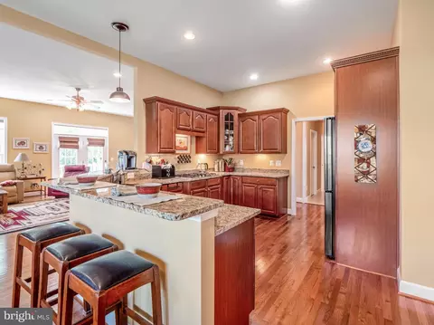 41857 Rawnsley Dr, Ashburn, VA 20148 photo 11